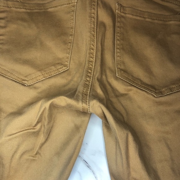 #9 Rio Low Rise Better Booty Jeggings- (Brown) - Picture 6 of 8